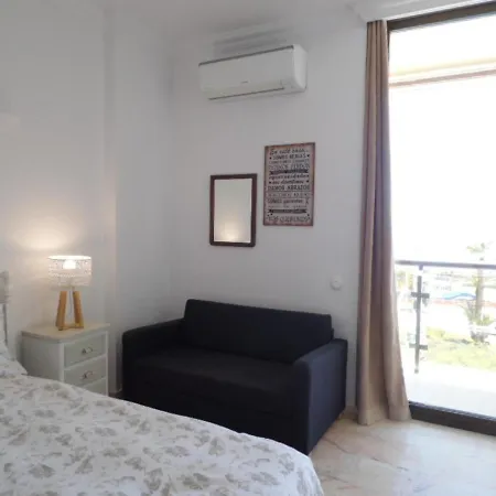 Puerto Marina Apartment *