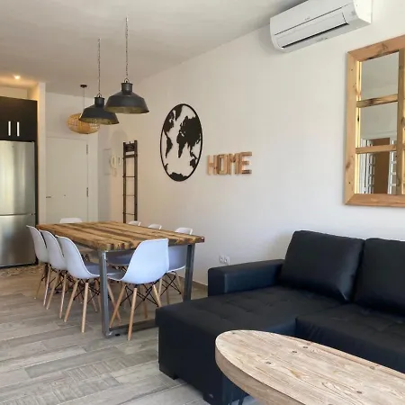Puerto Marina Apartment *